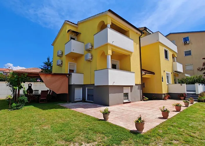 Antonia 3* 메덜린