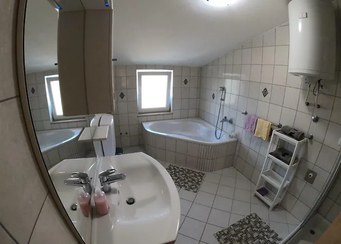 Antonia 3* 메덜린